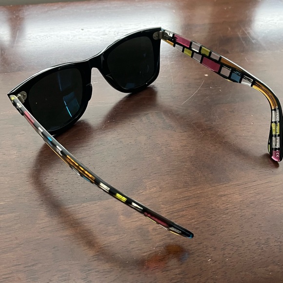 Ray Ban Sunglasses - Picture 2 of 3